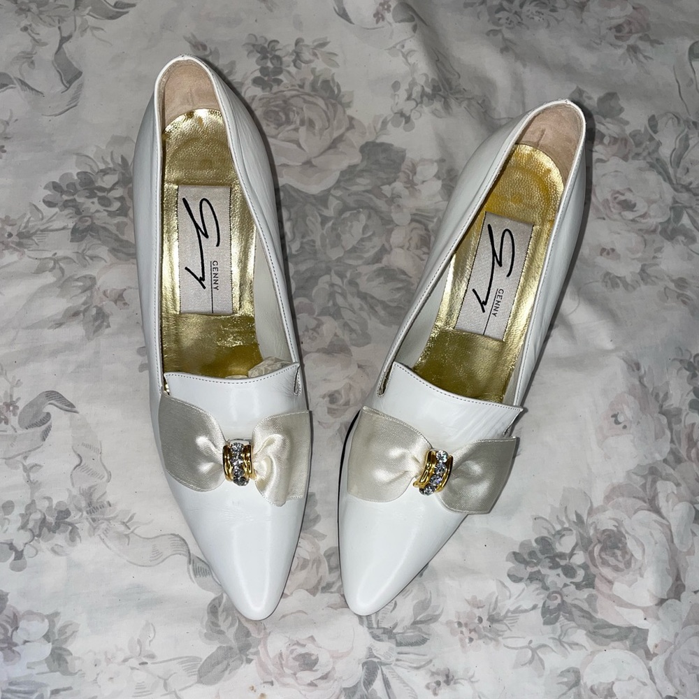 Big sale. Authentic white Genny leather shoes with bow and shiny crystals